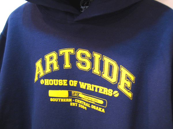 WRITERS Art Side ZIPパーカー