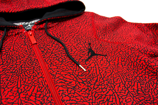 NIKE JORDAN エレファント柄 ナイロンジャケット S表記(L相当) NIKE JORDAN エレファント柄 ナイロンジャケット S表記(L相当